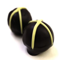 Blimey: Key lime pie caramel truffles. Gluten-free gift.